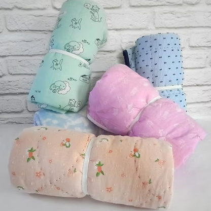 MOODY TALES - Kids Quilt