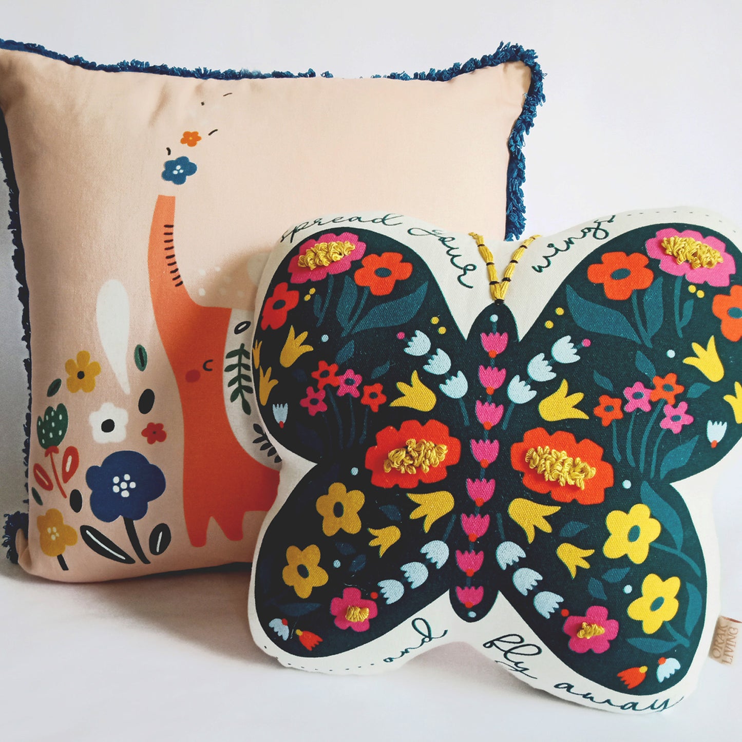 DAYDREAMER ELEPHANT - Cushion Cover