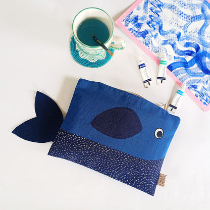 WHALE POWER - Pouch